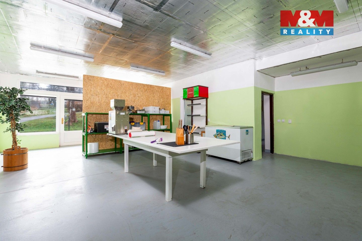 Prodej komerčního prostoru 128 m² - foto 3