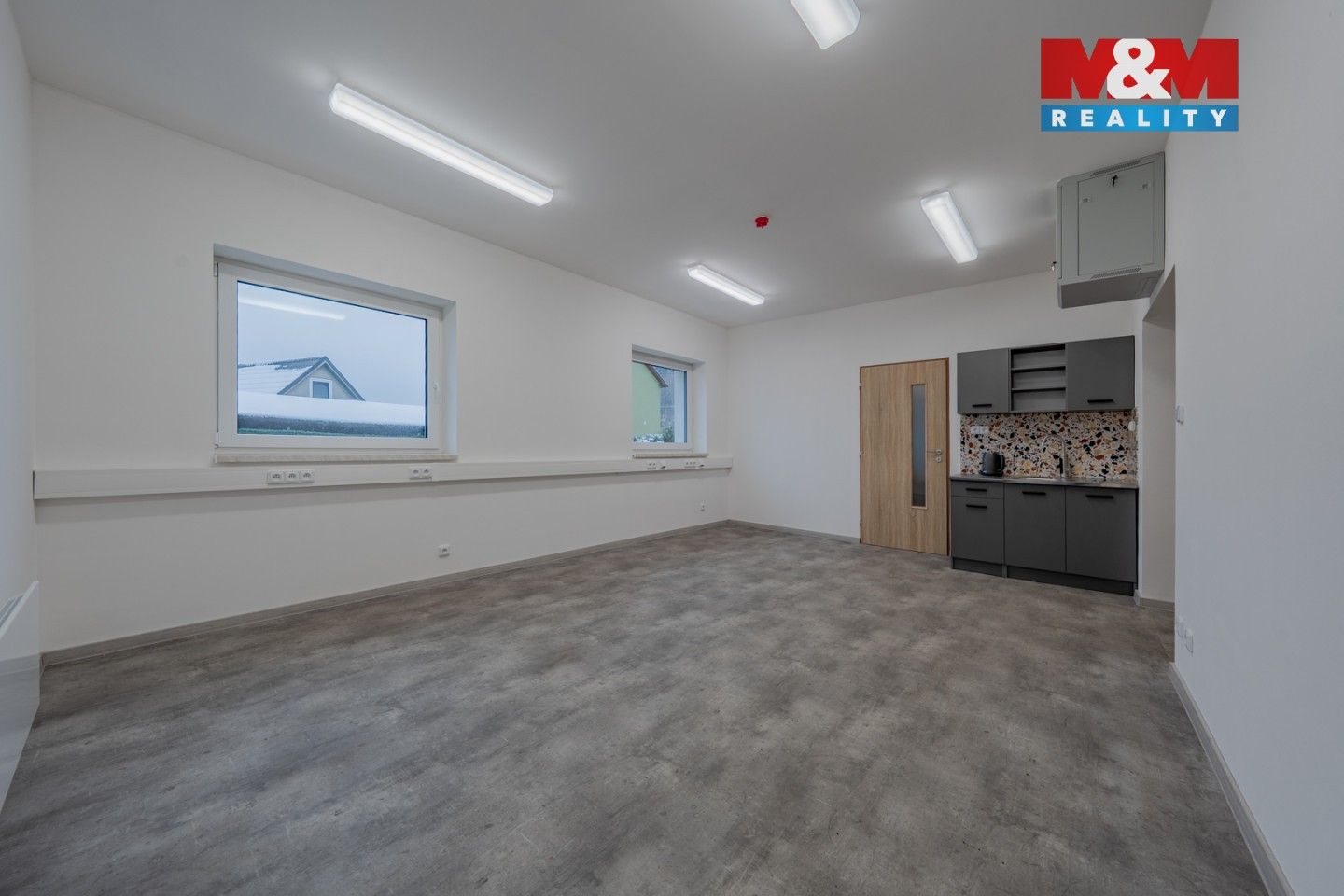Pronájem komerčního prostoru 129 m² - foto 2