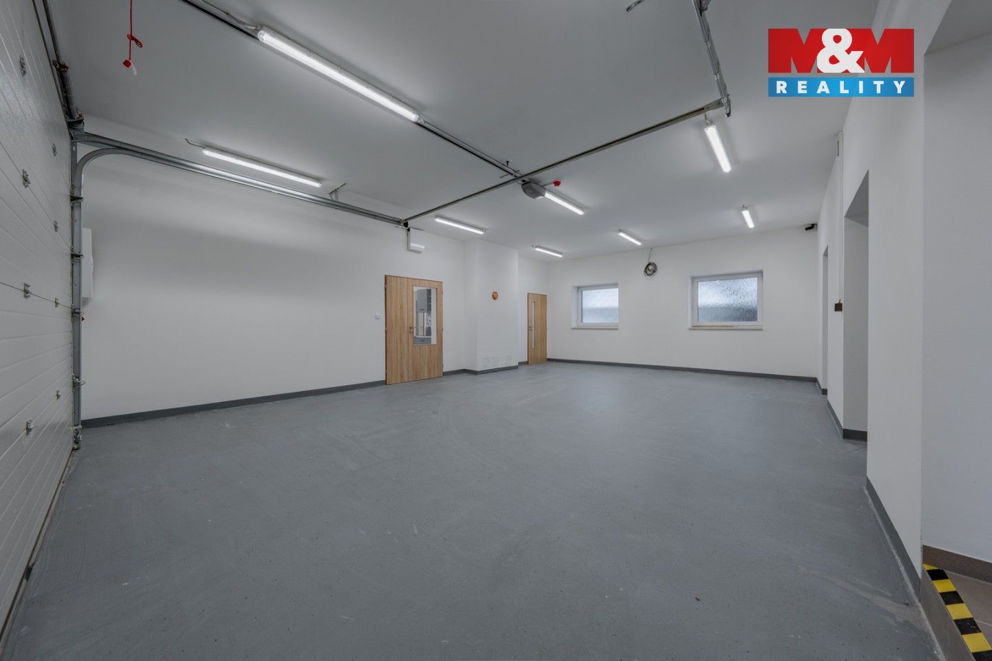 Pronájem komerčního prostoru 129 m² - foto 9