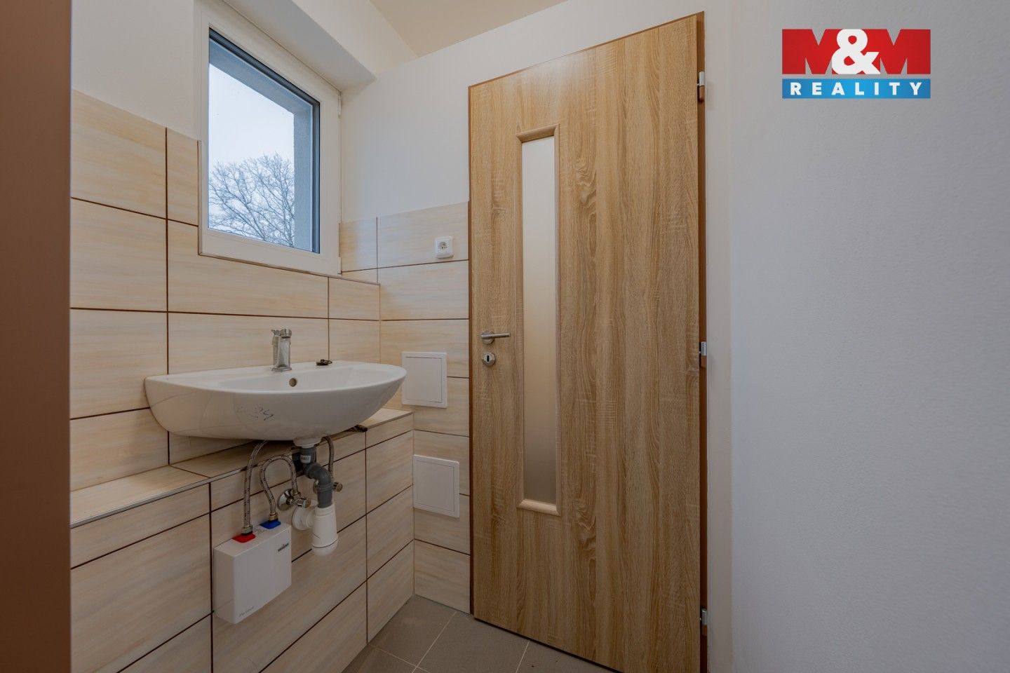 Pronájem komerčního prostoru 129 m² - foto 14