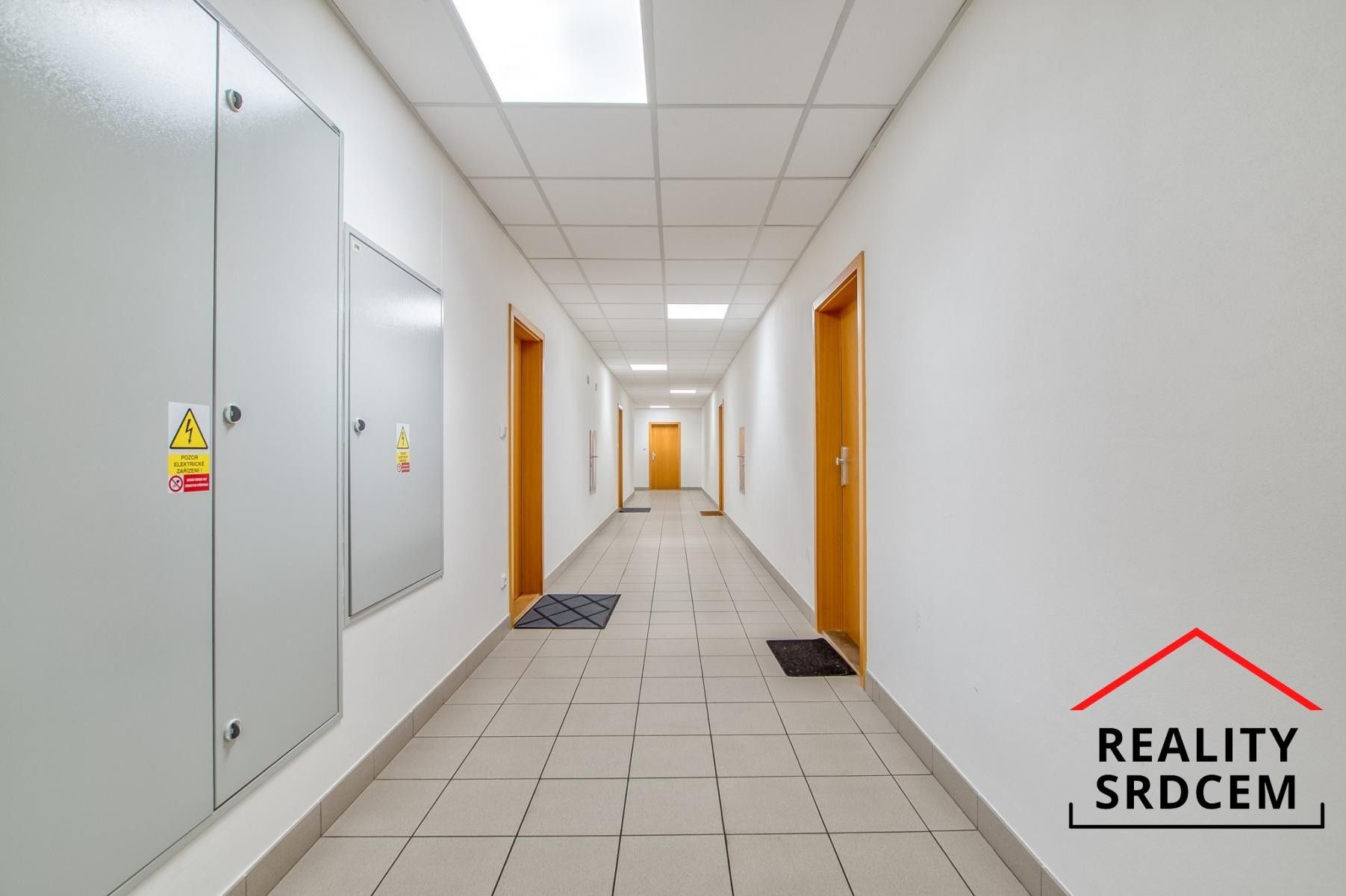Pronájem bytu 2+kk 68 m² - foto 16