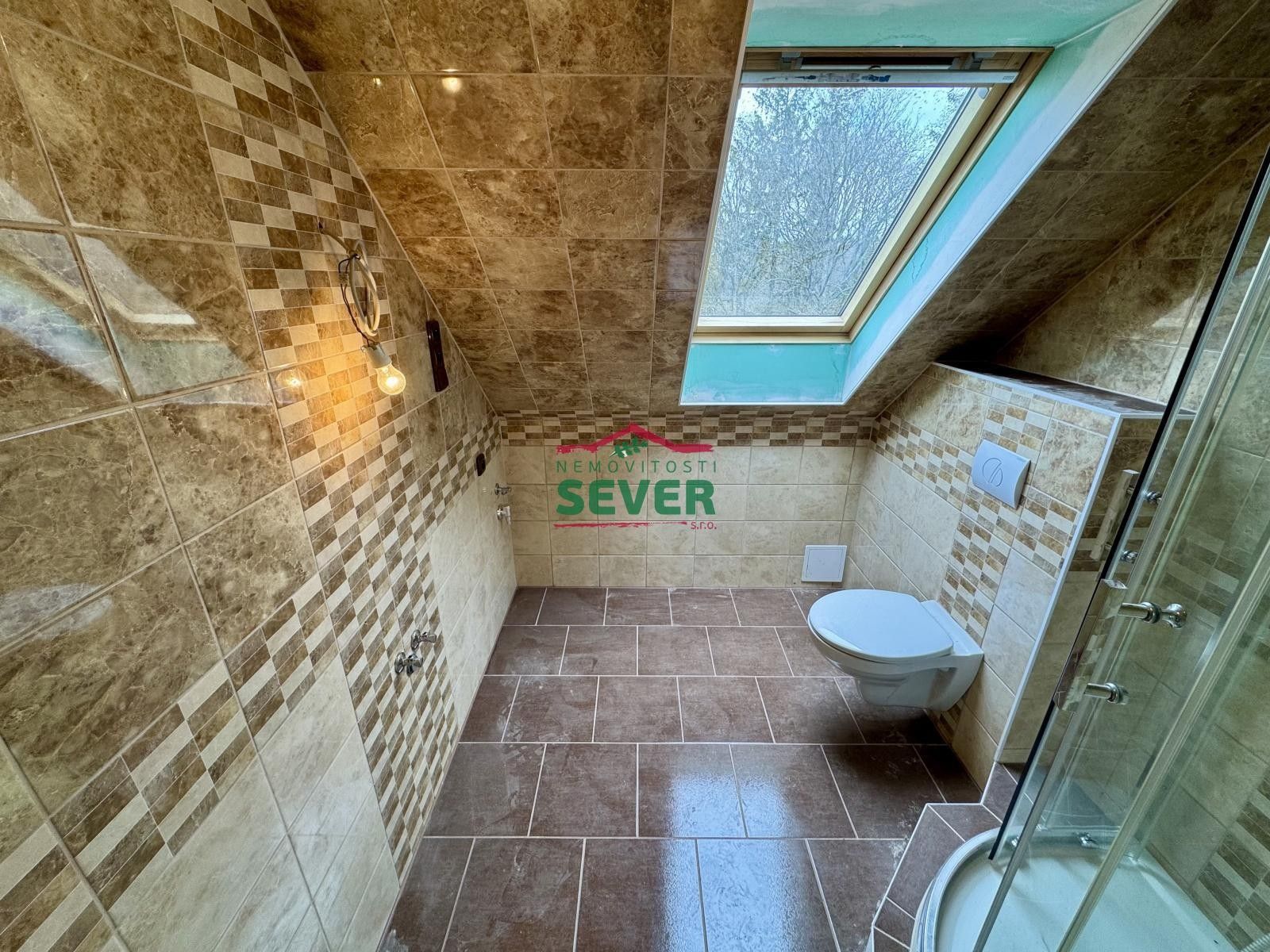 Prodej domu 240 m² - foto 4
