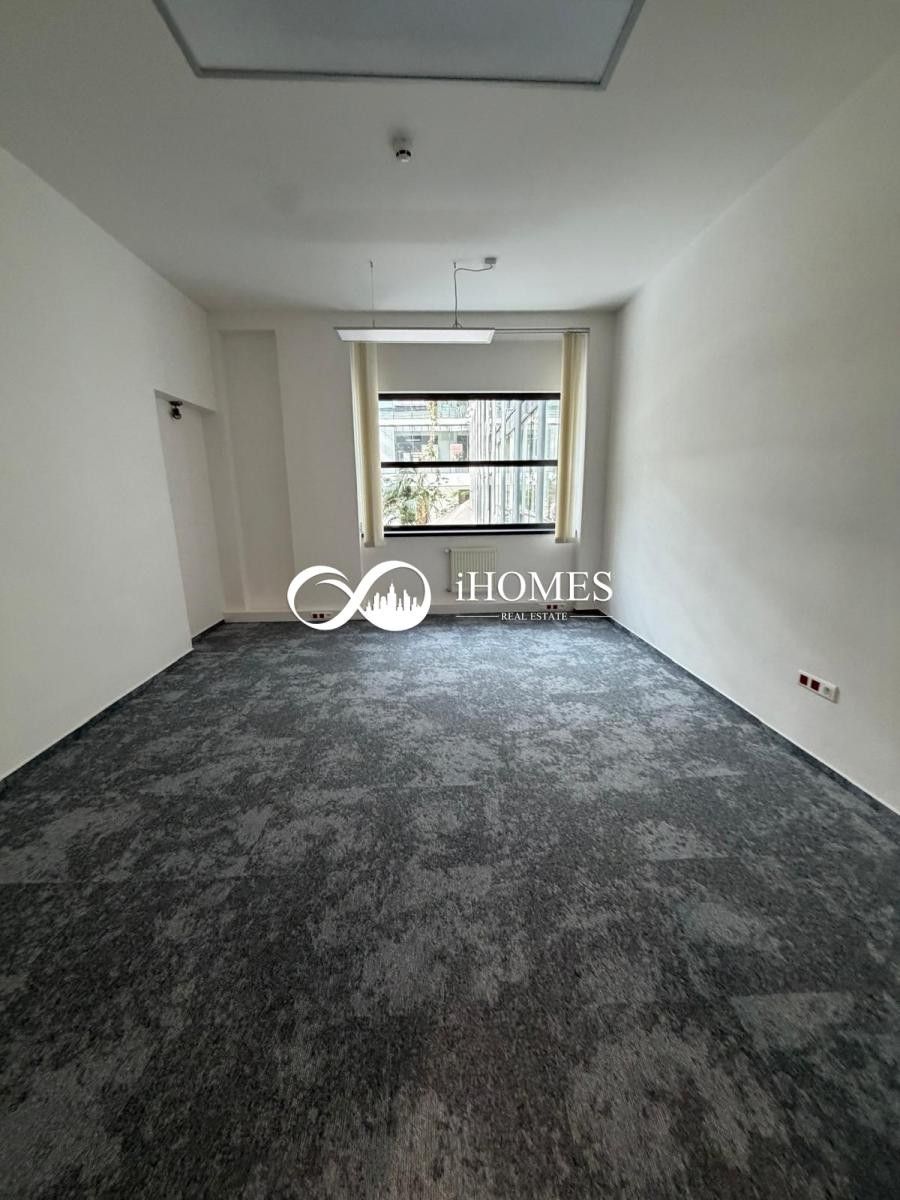 Pronájem komerčního prostoru 126 m² - foto 7