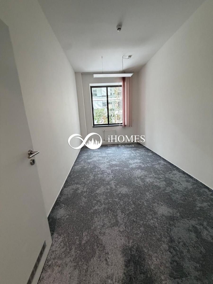 Pronájem komerčního prostoru 126 m² - foto 8