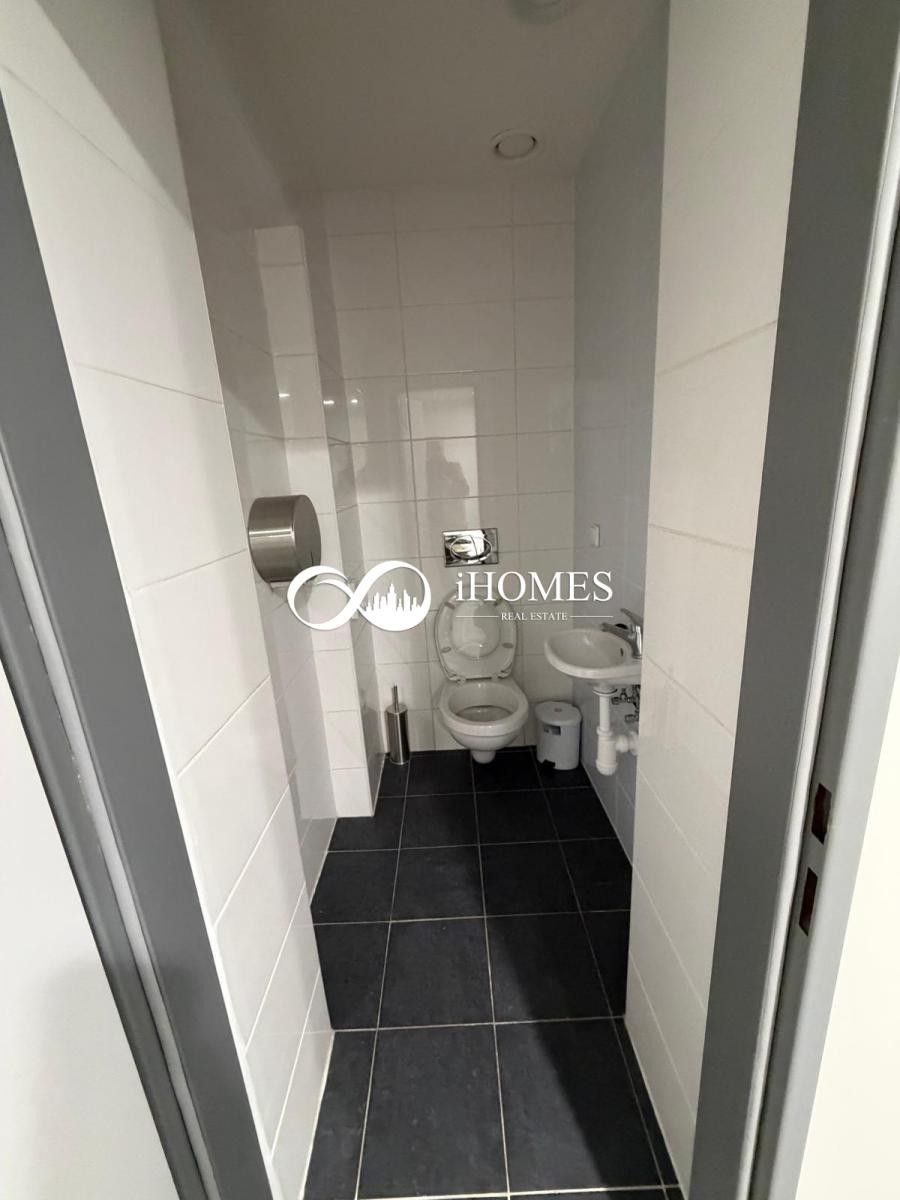 Pronájem komerčního prostoru 126 m² - foto 5