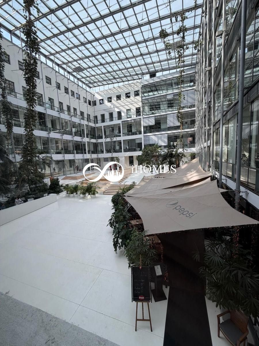 Pronájem komerčního prostoru 126 m² - foto 11