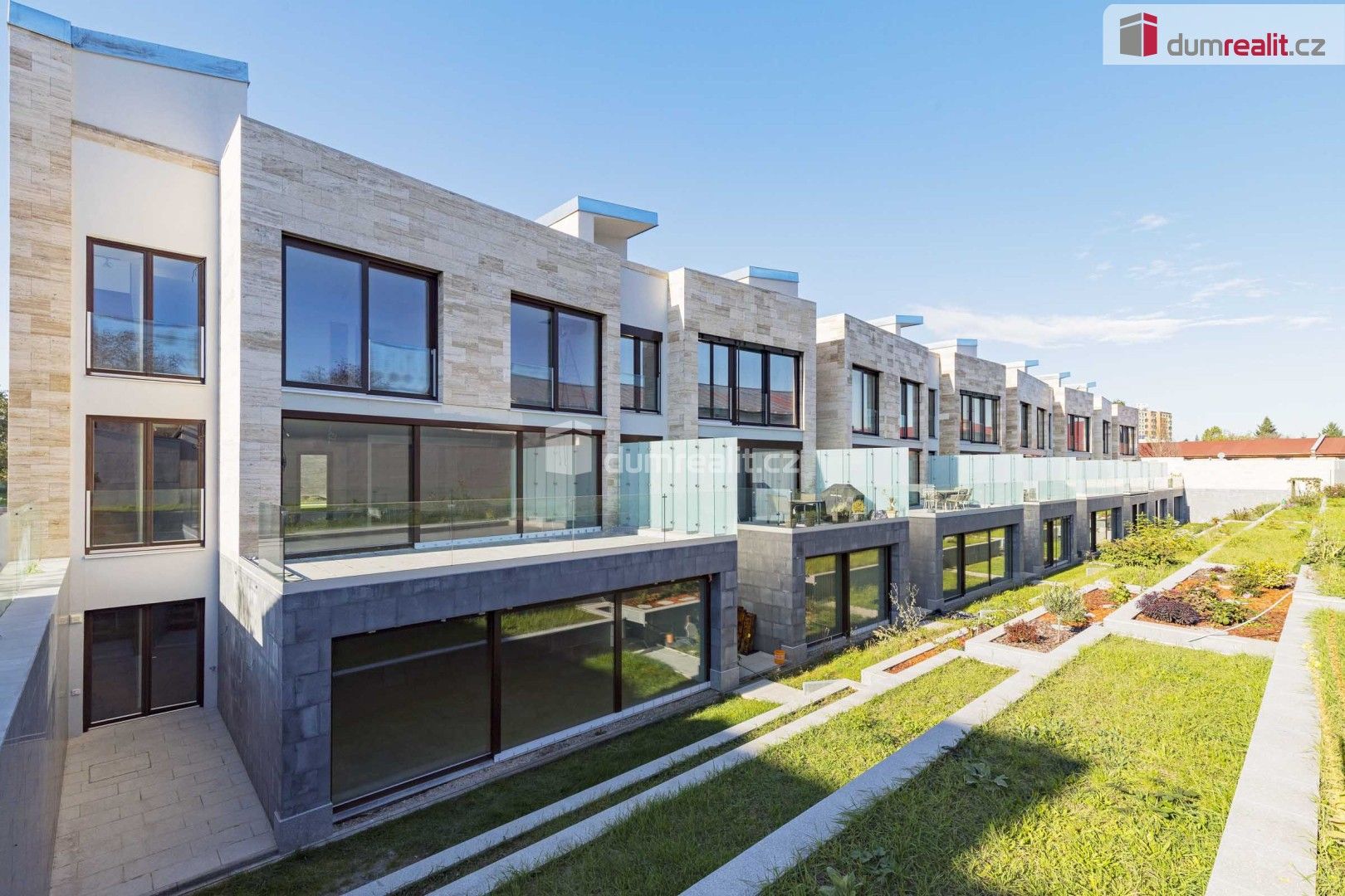 Prodej domu 378 m² - foto 1