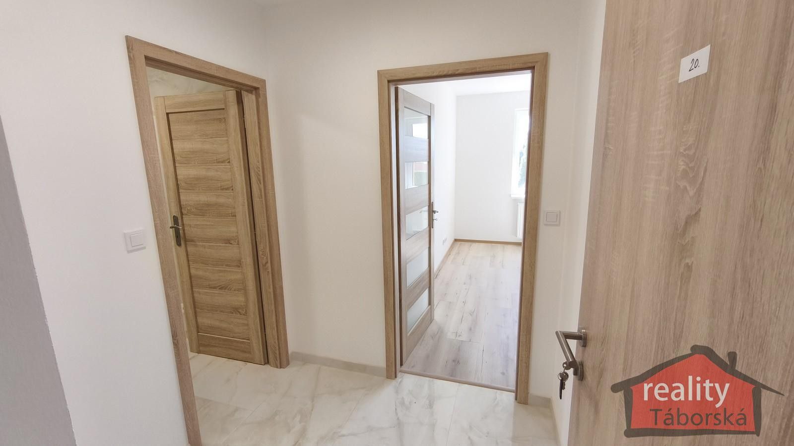 Prodej bytu 2+kk 42 m² - foto 2