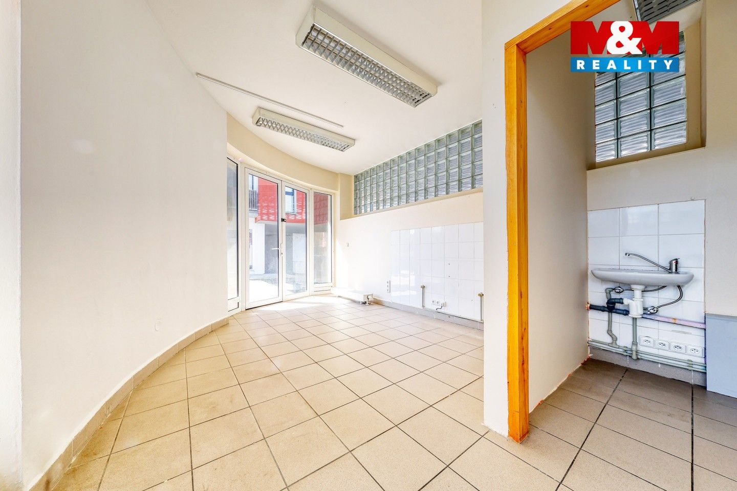 Pronájem komerčního prostoru 53 m² - foto 6
