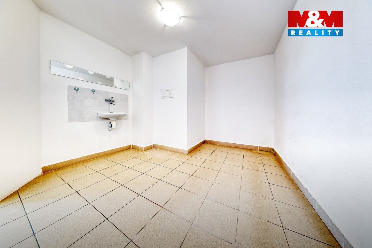 Pronájem komerčního prostoru 53 m² - foto 14