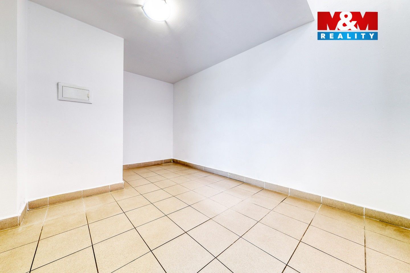 Pronájem komerčního prostoru 53 m² - foto 12
