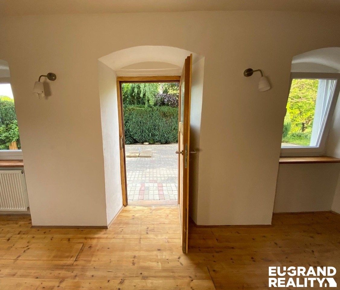 Prodej komerčního prostoru 310 m² - foto 5