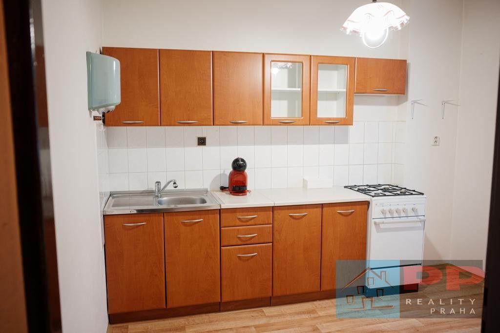 Prodej nemovitosti 264 m² - foto 17