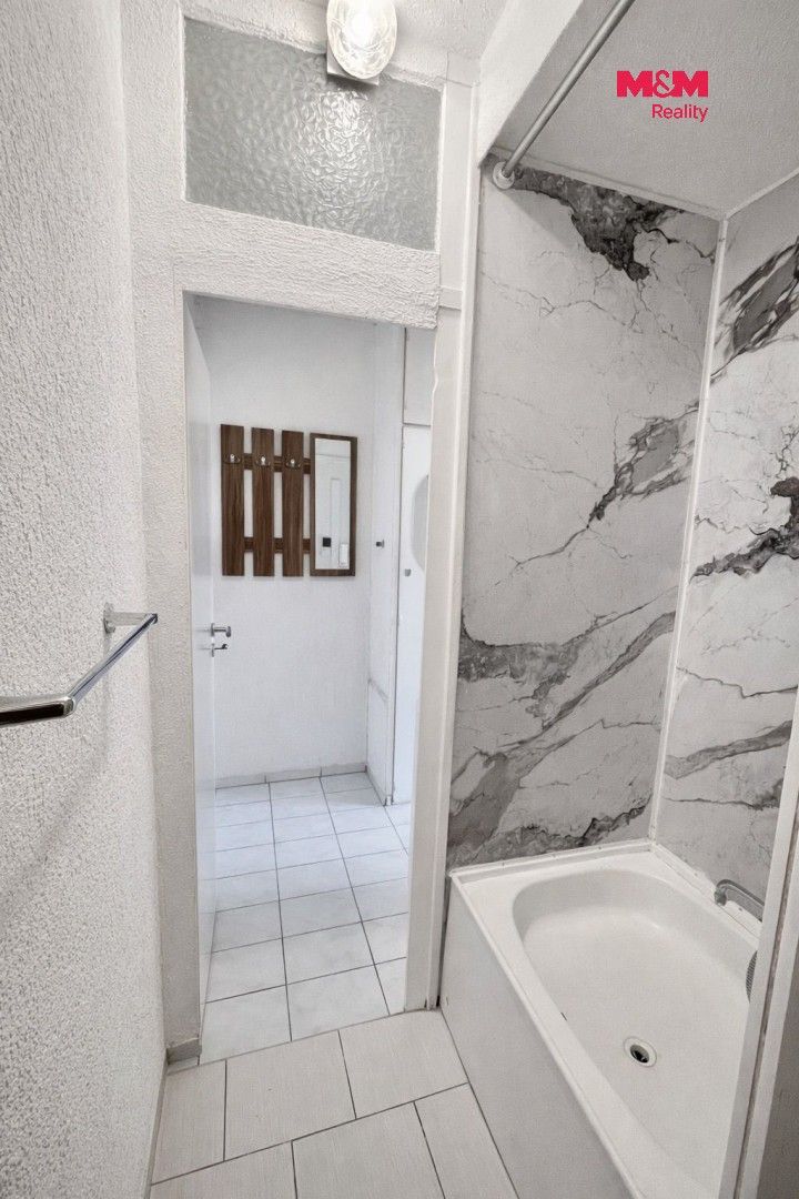 Pronájem bytu 1+kk 22 m² - foto 4