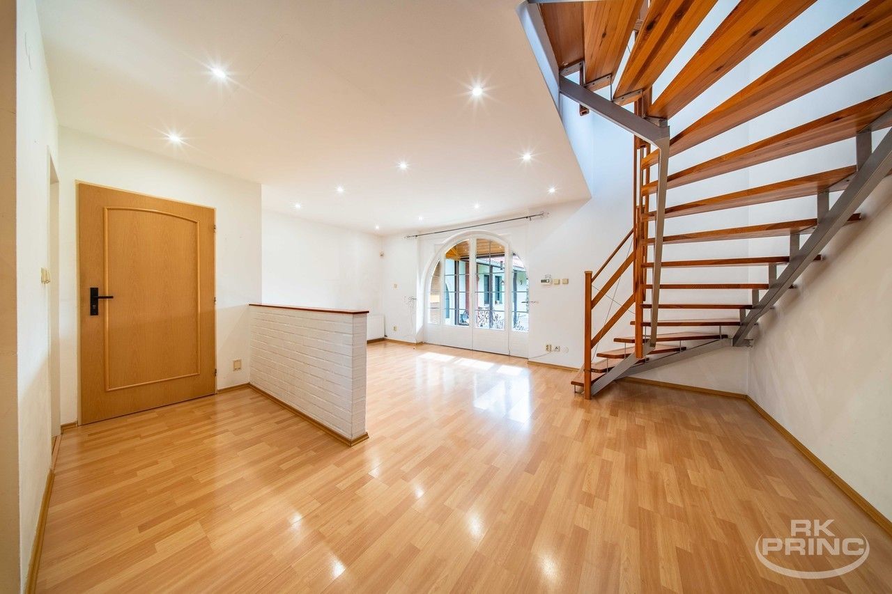 Prodej domu 350 m² - foto 16