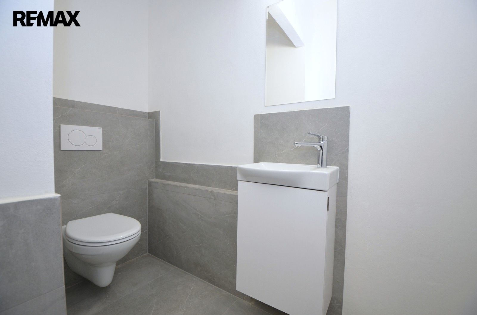 Pronájem bytu 1+1 38 m² - foto 23
