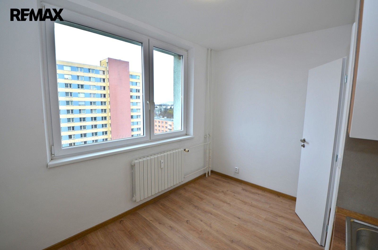 Pronájem bytu 1+1 38 m² - foto 17