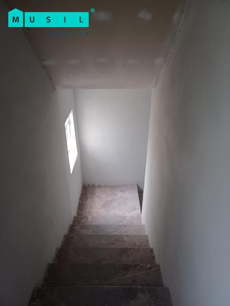 Prodej komerčního prostoru 200 m² - foto 8