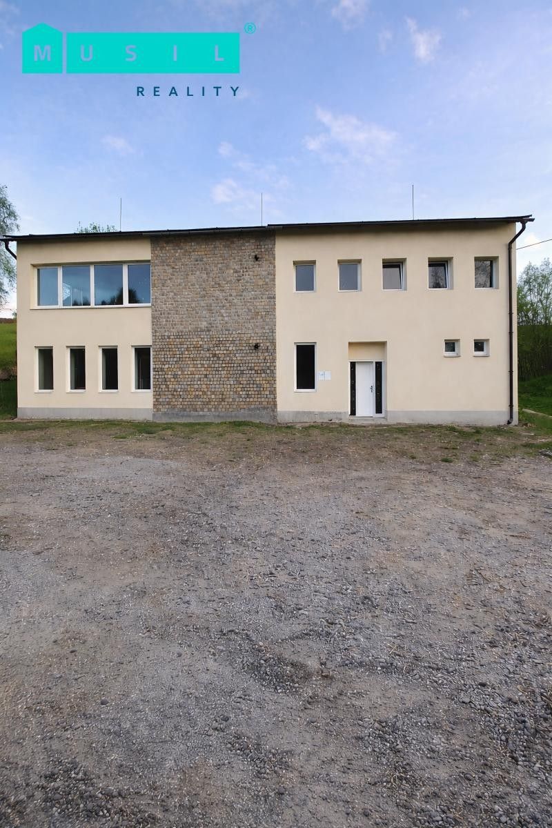 Prodej komerčního prostoru 200 m² - foto 3