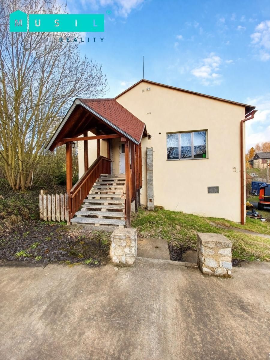 Prodej komerčního prostoru 200 m² - foto 4