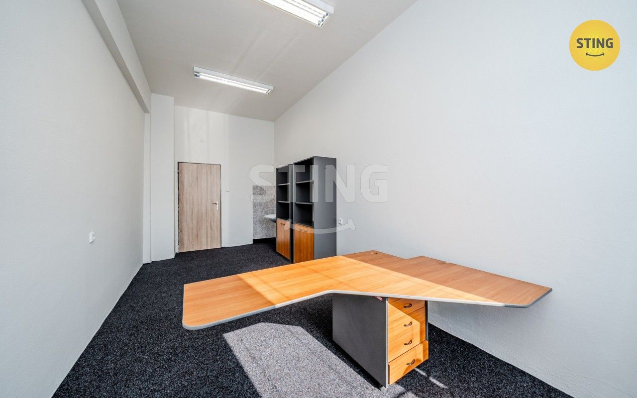 Pronájem komerčního prostoru 13 m² - foto 1