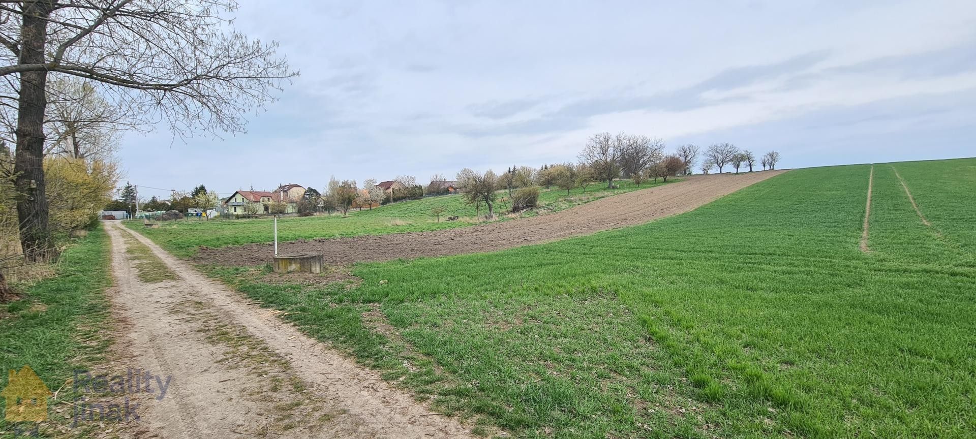 Prodej pozemku 1854 m² - foto 3
