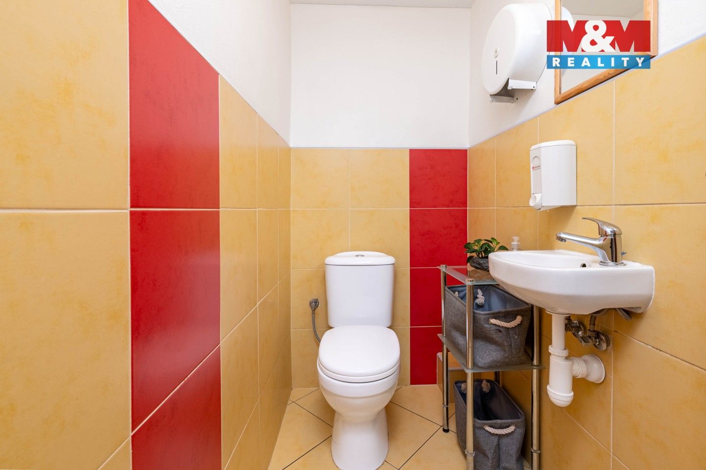Pronájem komerčního prostoru 65 m² - foto 7