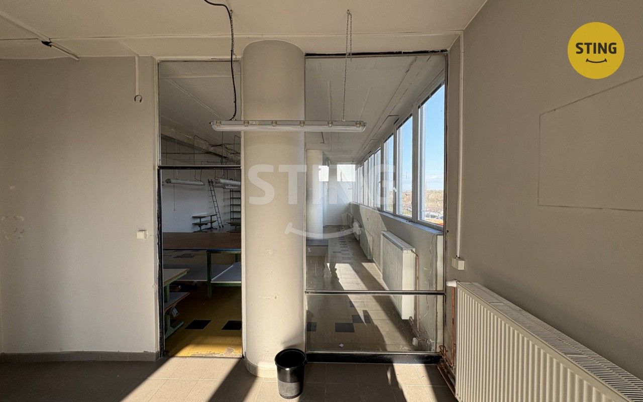Pronájem komerčního prostoru 128 m² - foto 5