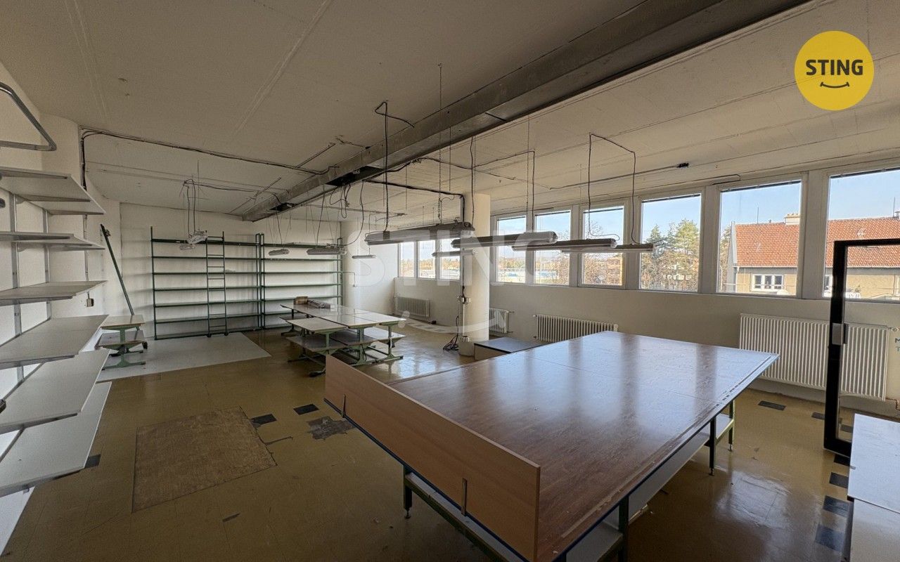 Pronájem komerčního prostoru 128 m² - foto 3