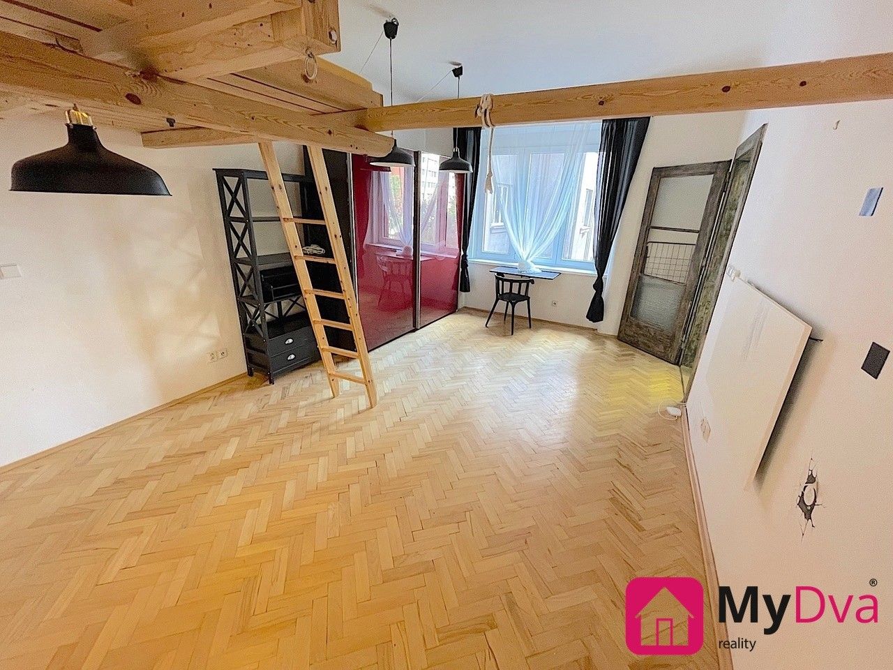 Prodej bytu 1+1 29 m² - foto 1