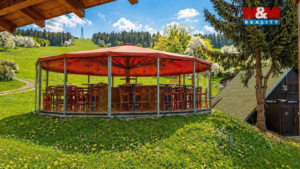 Prodej komerčního prostoru 297 m² - foto 3