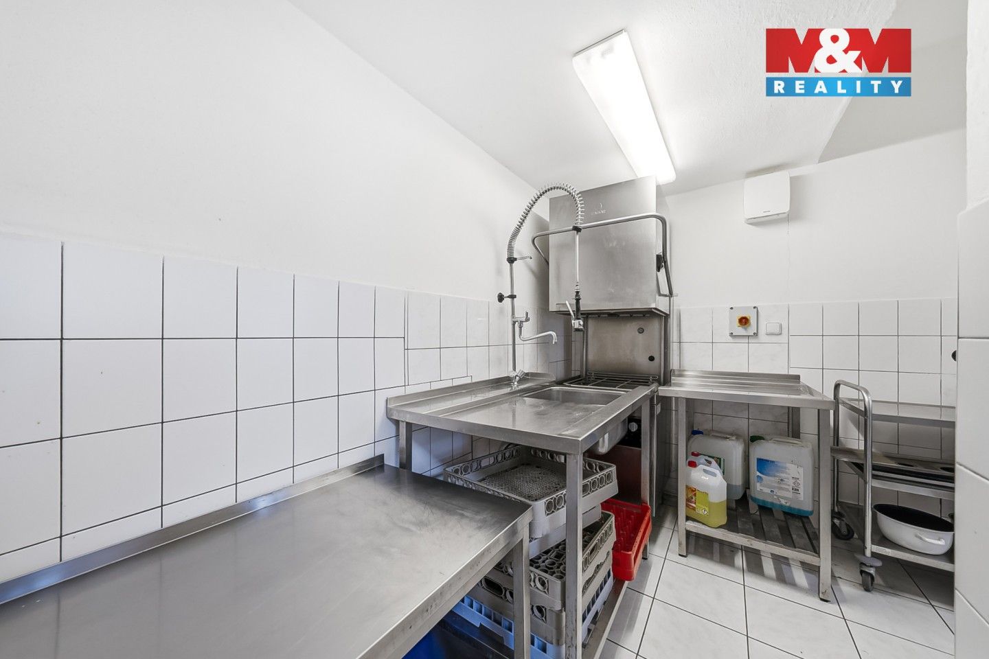 Prodej komerčního prostoru 297 m² - foto 16