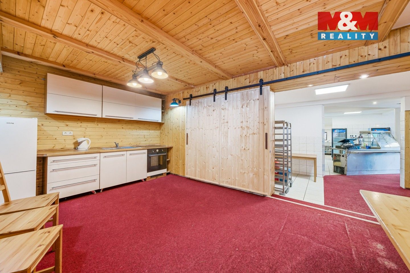Prodej komerčního prostoru 297 m² - foto 12