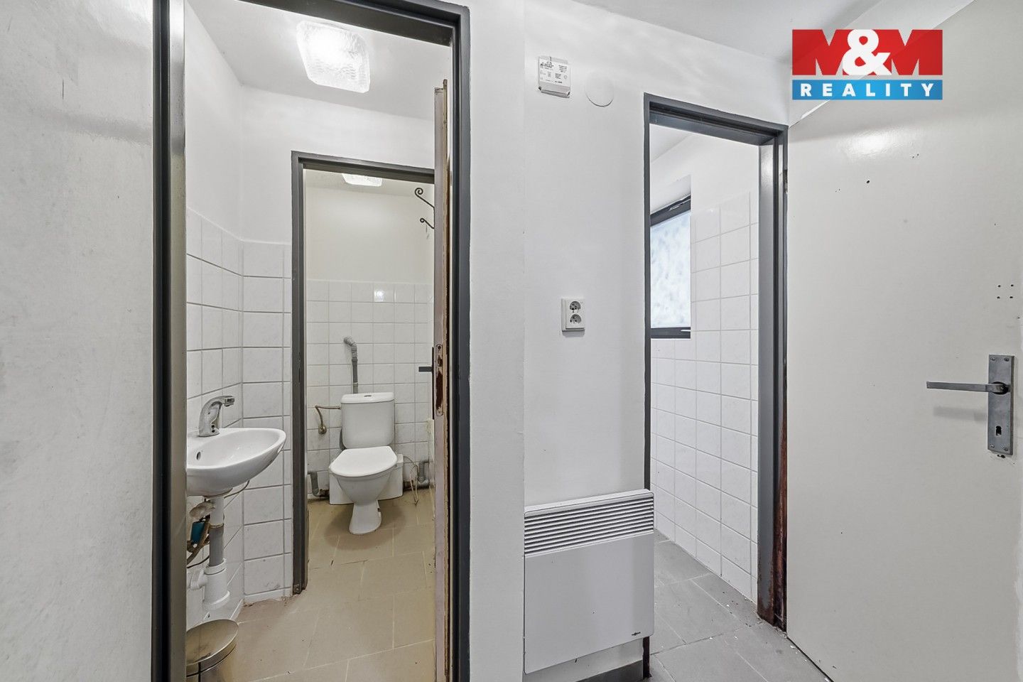 Prodej komerčního prostoru 297 m² - foto 24