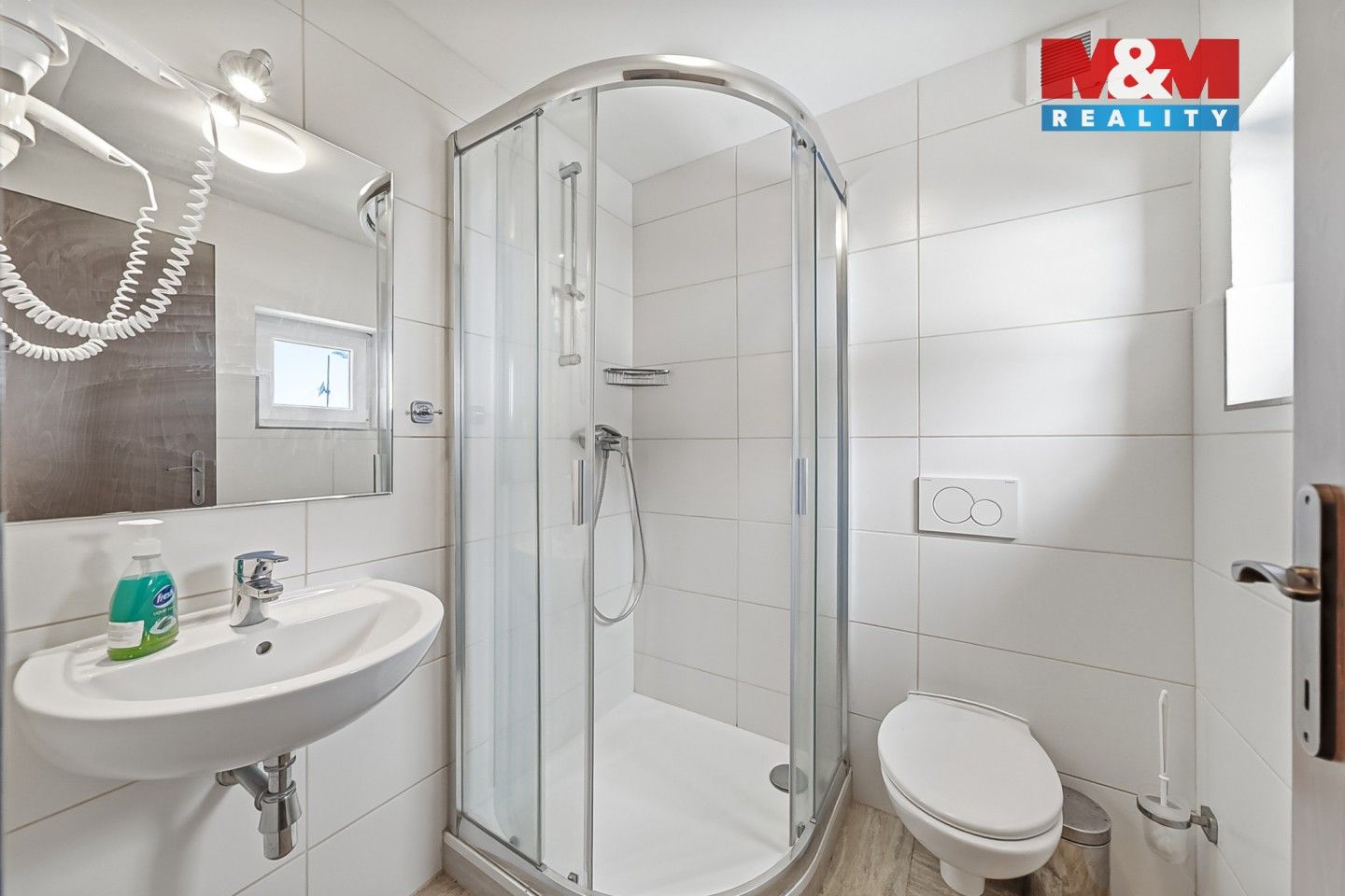 Prodej komerčního prostoru 297 m² - foto 28