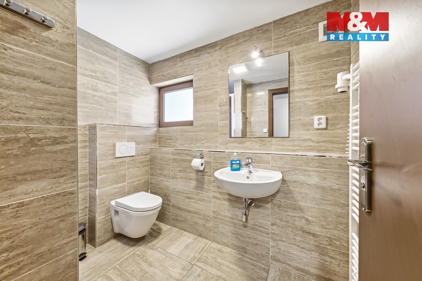 Prodej komerčního prostoru 297 m² - foto 27