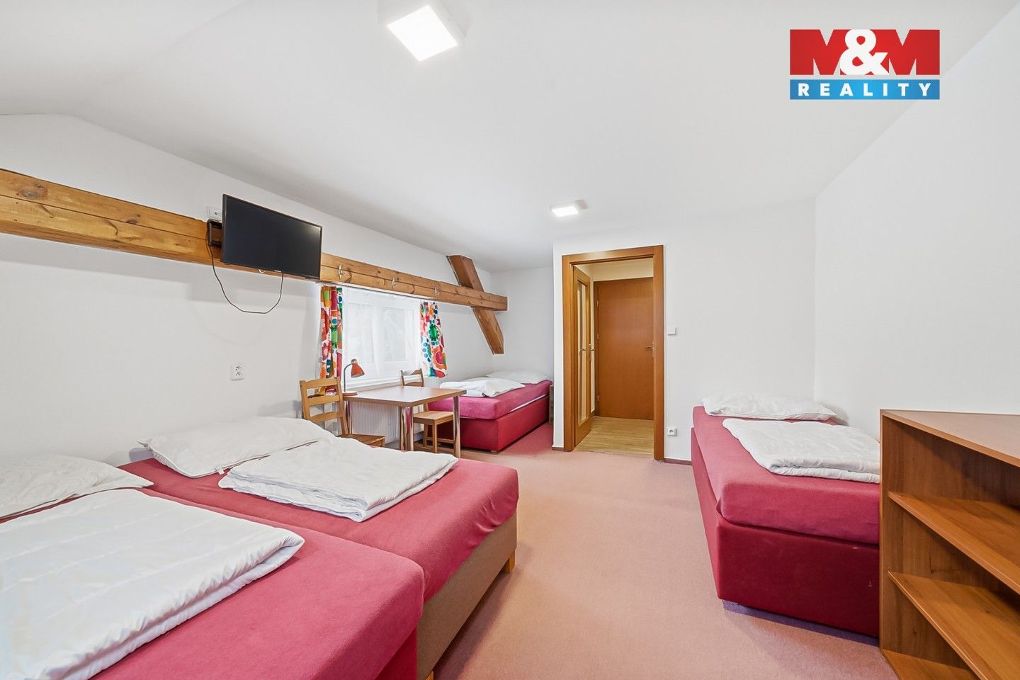 Prodej komerčního prostoru 297 m² - foto 40