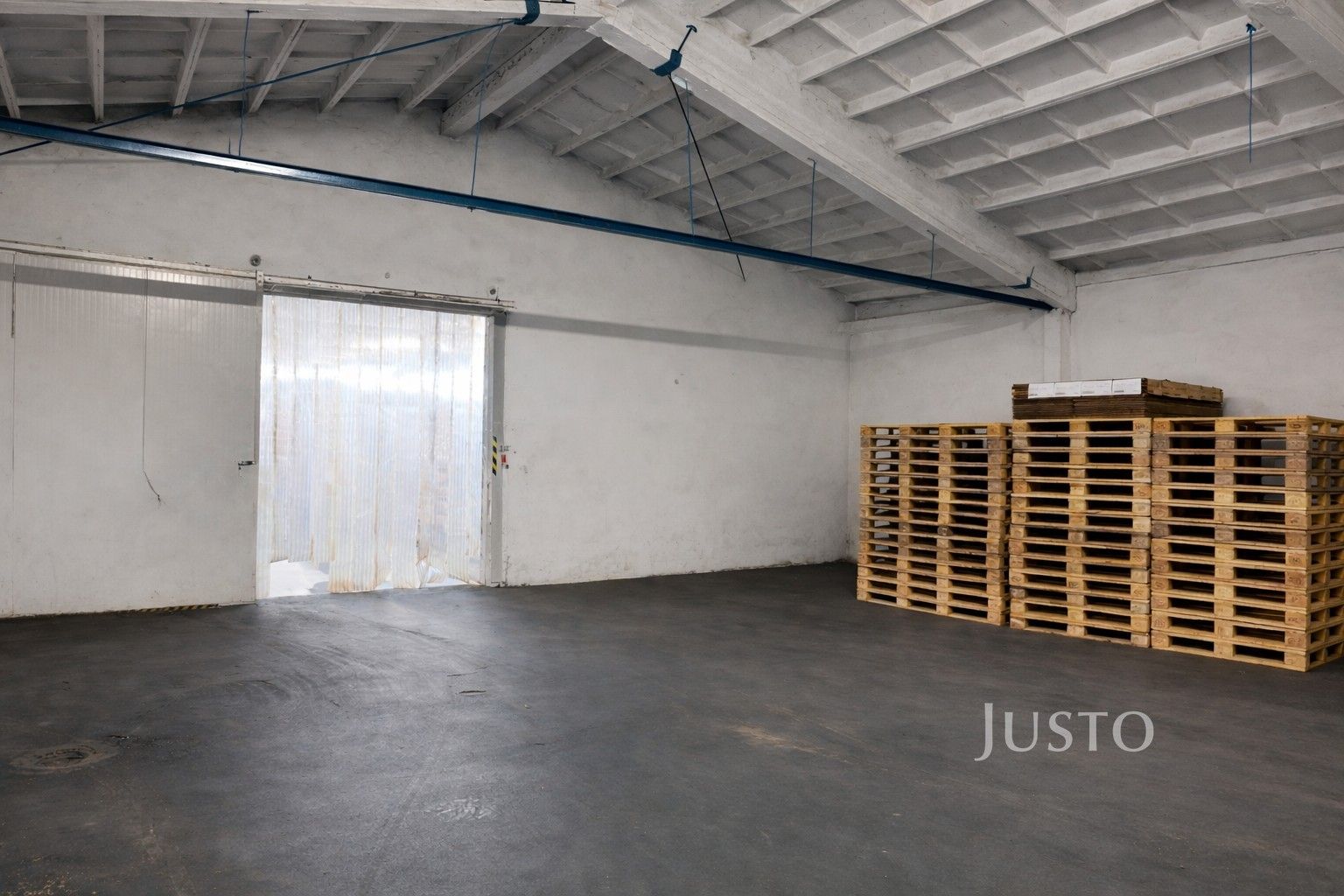 Pronájem komerčního prostoru 500 m² - foto 5