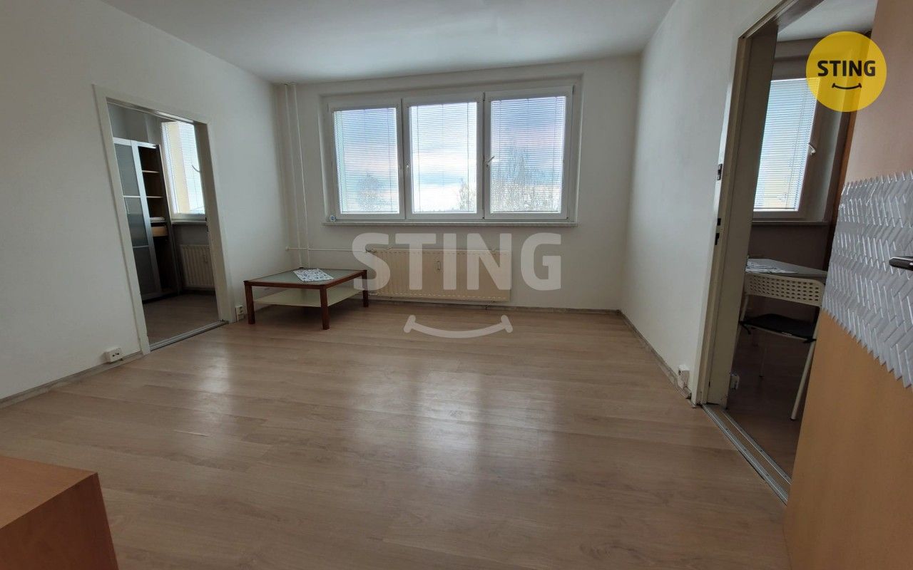 Pronájem bytu 2+1 43 m² - foto 3