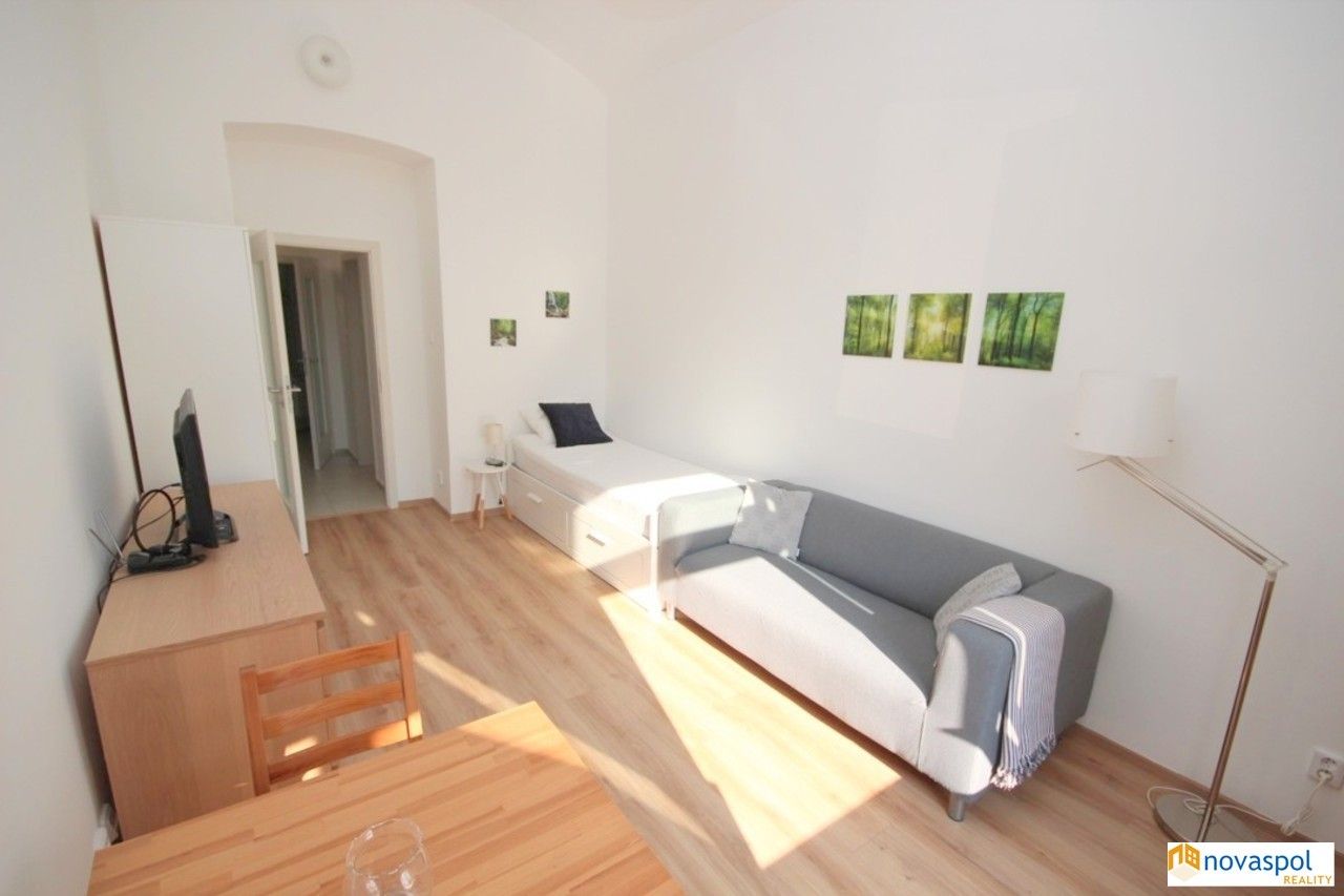 Prodej bytu 1+1 28 m² - foto 3