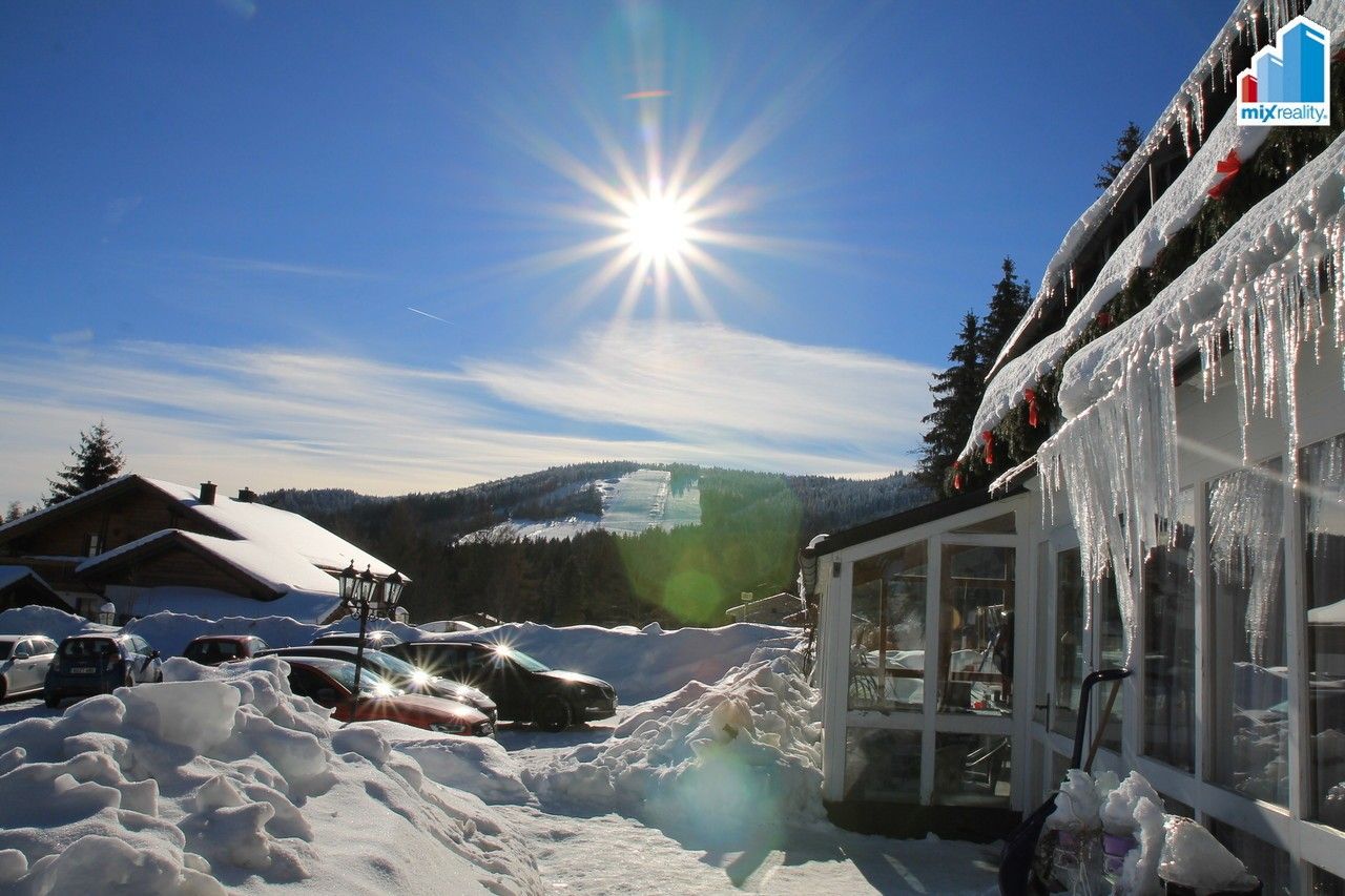 Prodej komerčního prostoru 2455 m² - foto 11