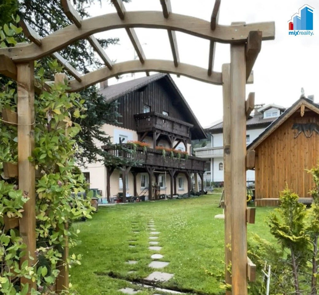 Prodej komerčního prostoru 2455 m² - foto 14