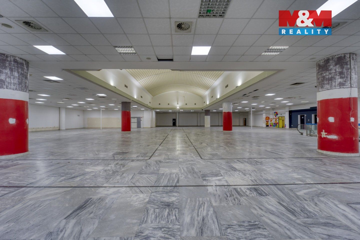 Pronájem komerčního prostoru 1603 m² - foto 6