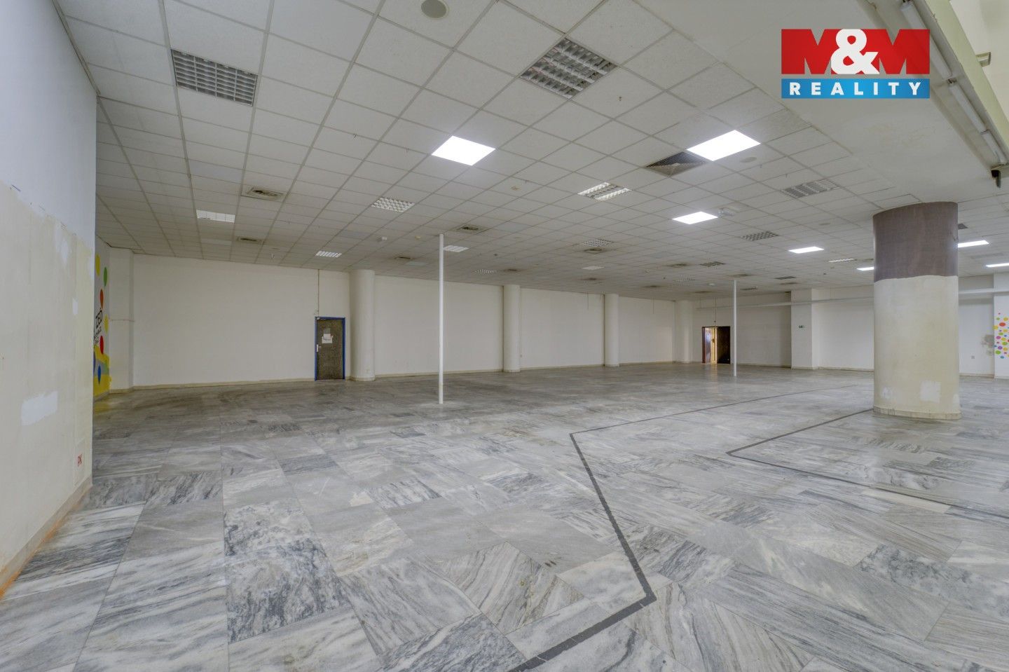 Pronájem komerčního prostoru 1603 m² - foto 10