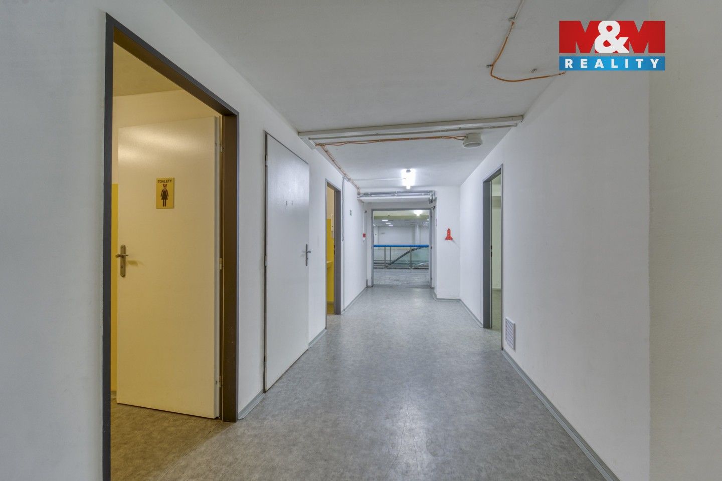 Pronájem komerčního prostoru 1603 m² - foto 31