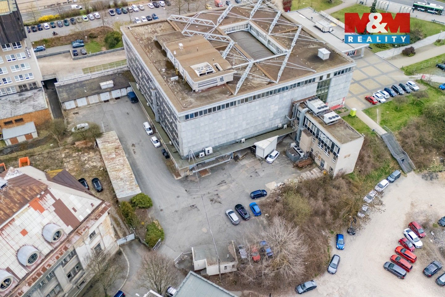 Pronájem komerčního prostoru 1603 m² - foto 43