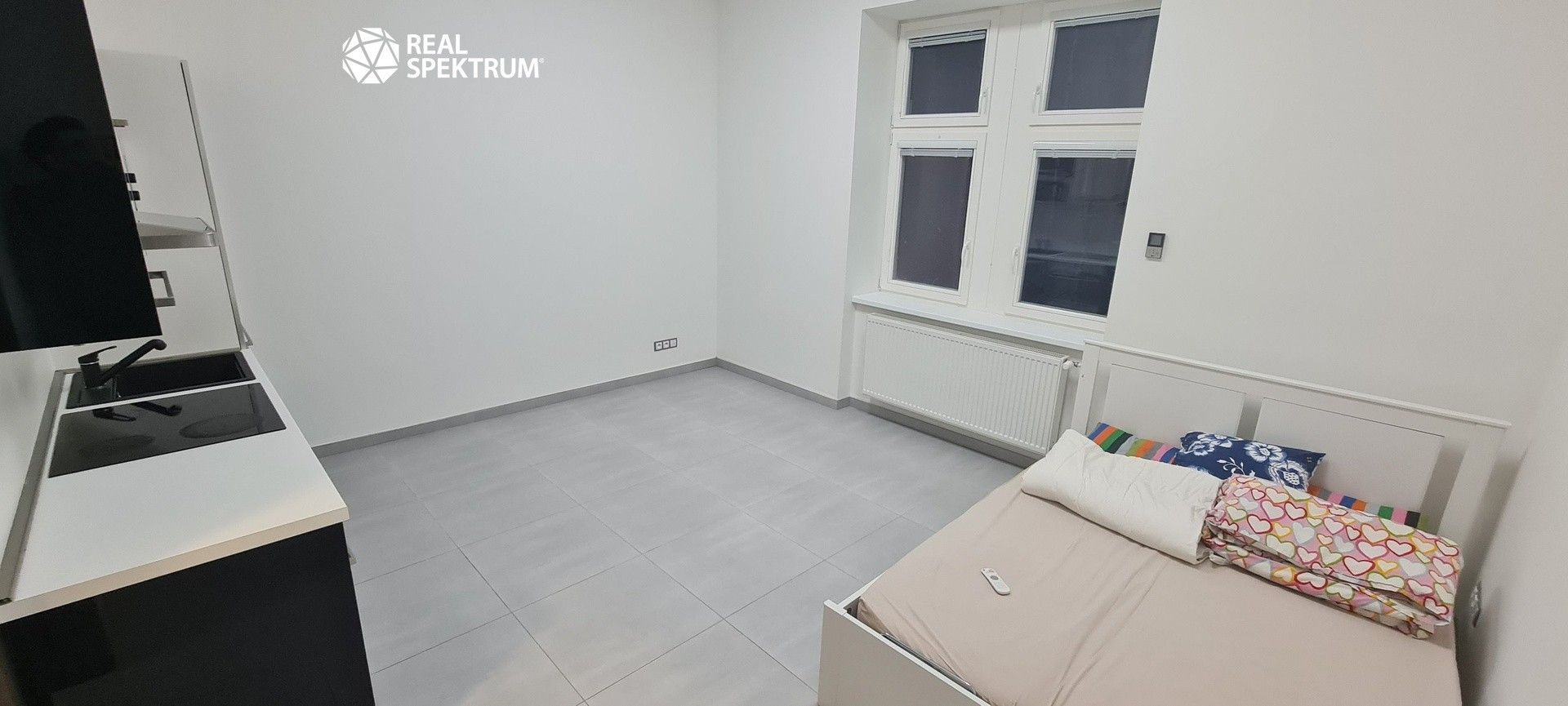 Pronájem bytu 1+kk 28 m² - foto 3