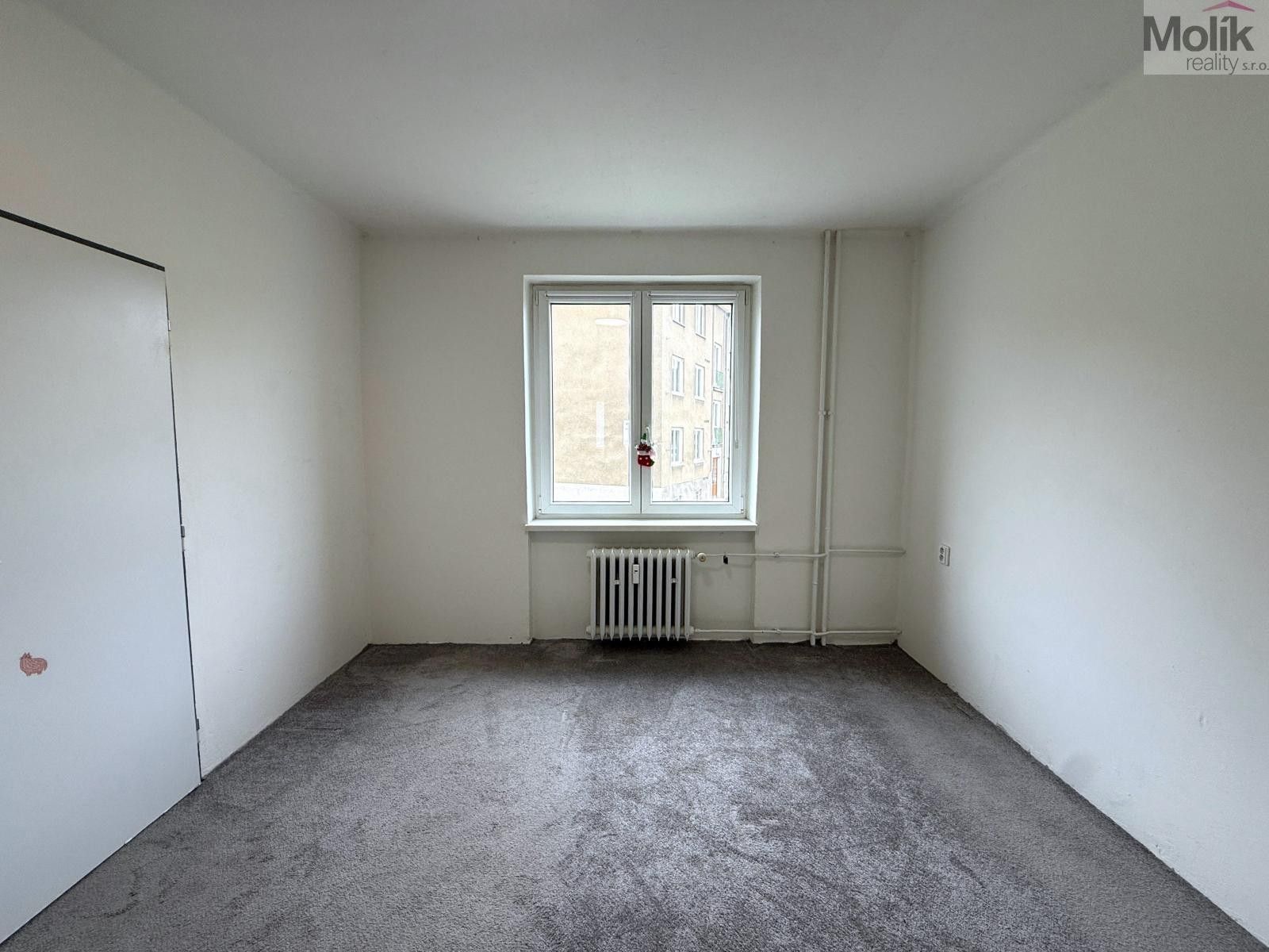 Pronájem bytu 2+1 55 m² - foto 8