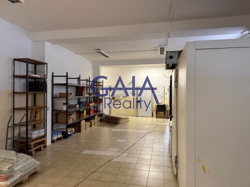 Prodej komerčního prostoru 2475 m² - foto 4