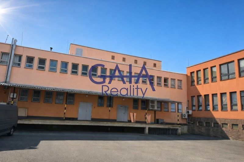 Prodej komerčního prostoru 2475 m² - foto 6